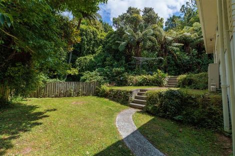 Photo of property in 29 Kahikatea Grove, Paparangi, Wellington, 6037
