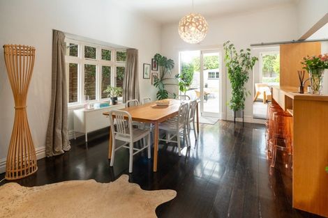 Photo of property in 17 Honiana Te Puni Street, Aro Valley, Wellington, 6021