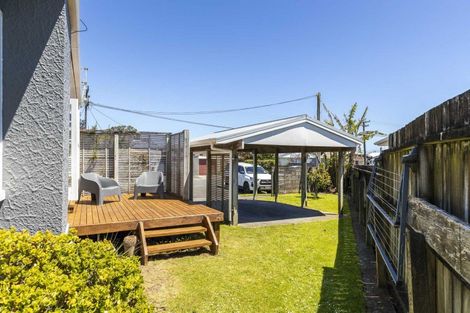 Photo of property in 40 Tukapa Street, Westown, New Plymouth, 4310