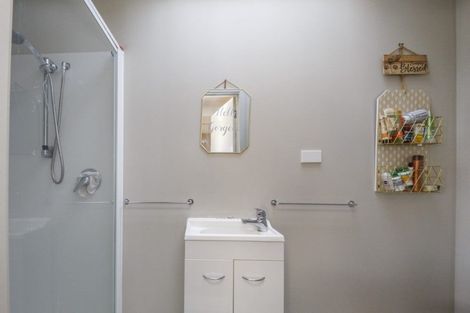 Photo of property in 40 Pencarrow Street, Highbury, Palmerston North, 4412