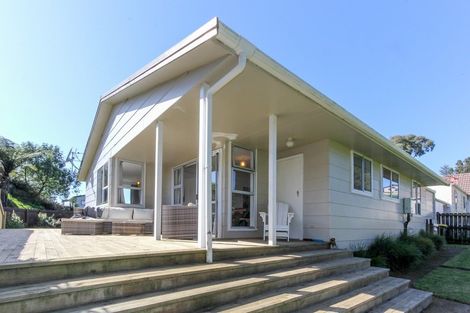 Photo of property in 119 Riversdale Drive, Merrilands, New Plymouth, 4312