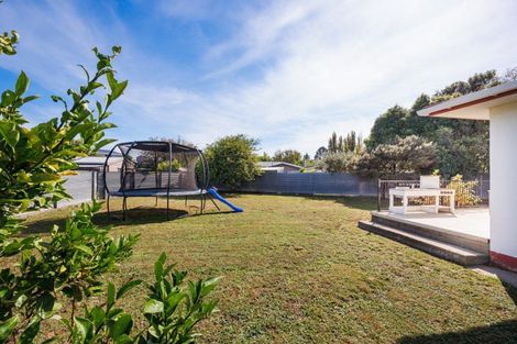 Photo of property in 34 Ruamahanga Crescent, Terrace End, Palmerston North, 4410