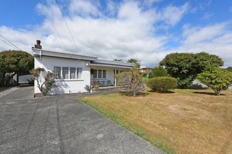 Photo of property in 4/4a Oak Street, Ebdentown, Upper Hutt, 5018