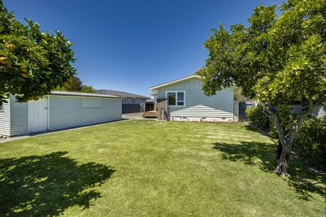 Photo of property in 21 Davidson Avenue, Pirimai, Napier, 4112