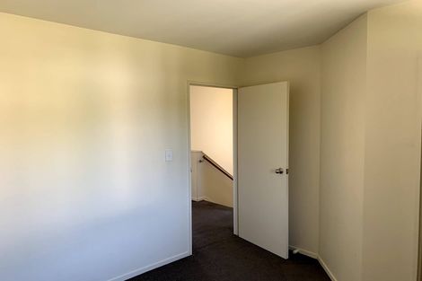 Photo of property in 7/20 Fields Parade, Oteha, Auckland, 0632