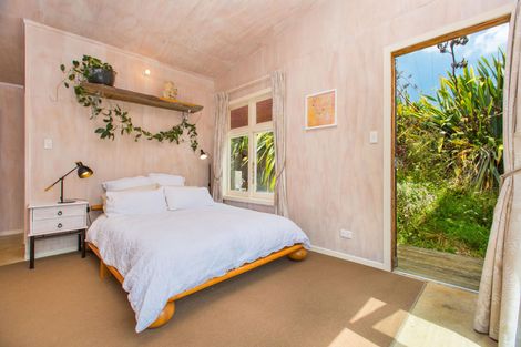 Photo of property in 1046 Te Hutewai Road, Raglan, 3296