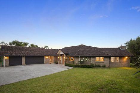 Photo of property in 21 Old Barn Road, Opaheke, Papakura, 2584