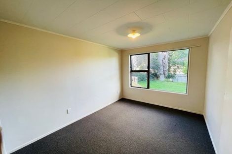 Photo of property in 96 Kayes Road, Pukekohe, 2120