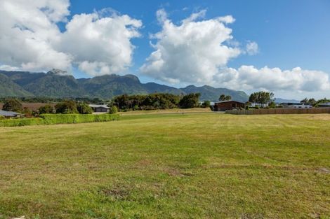 Photo of property in 40 Ruataniwha Drive, Collingwood, 7073