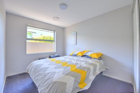 Photo of property in 18 Hunter Street, Edendale, 9825