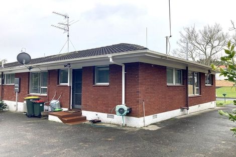 Photo of property in 5/1 Takapu Street, Henderson, Auckland, 0612