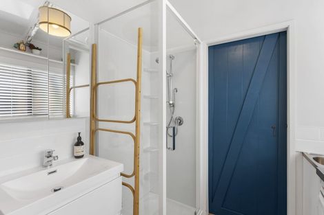 Photo of property in 36 Elliston Crescent, Stanmore Bay, Whangaparaoa, 0932