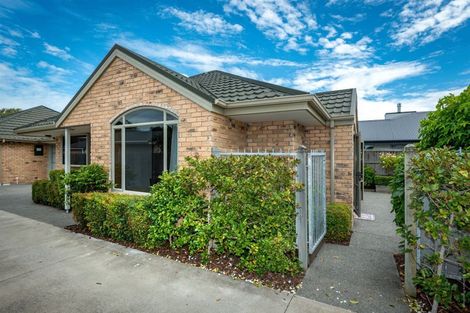 Photo of property in 2/252 Mairehau Road, Burwood, Christchurch, 8083