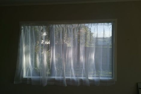 Photo of property in 6 Northall Road, New Lynn, Auckland, 0600