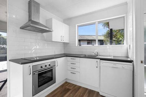 Photo of property in 35 Purcell Place, Melville, Hamilton, 3206