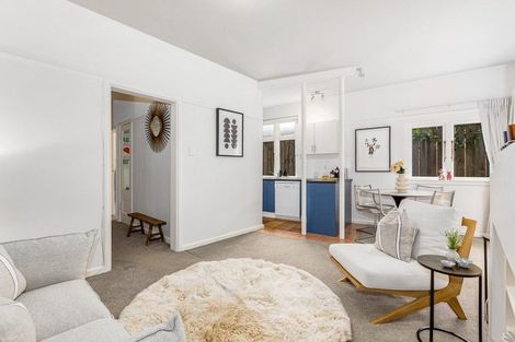 Photo of property in Hobson Flats, 4/1 Hobson Street, Pipitea, Wellington, 6011