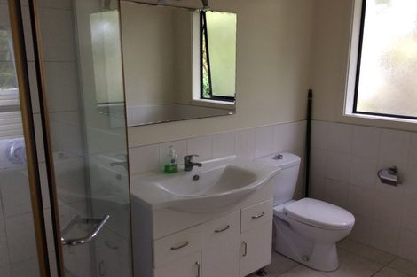 Photo of property in 8c Schnapper Rock Road, Schnapper Rock, Auckland, 0632