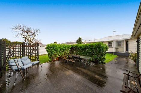 Photo of property in 7 Ramanui Avenue, Hawera, 4610