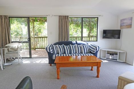 Photo of property in 10 Stingray Crescent, Whiritoa, Whangamata, 3691