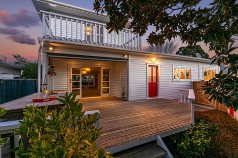 Photo of property in 1/42 Toroa Street, Torbay, Auckland, 0630