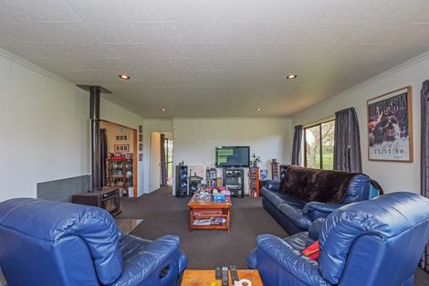 Photo of property in 54 Old Kips Road, Ashhurst, Palmerston North, 4470