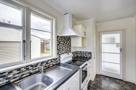 Photo of property in 17 Hinton Road, Taradale, Napier, 4112