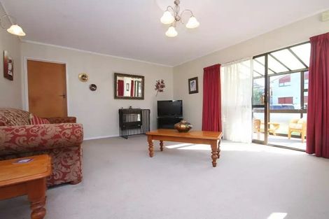 Photo of property in 16 Bens Place, Springvale, Whanganui, 4501
