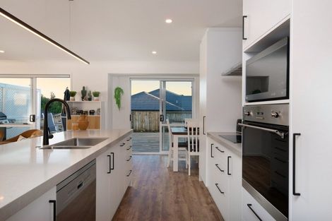 Photo of property in 6 Melonette Way, Ohauiti, Tauranga, 3112