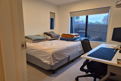 Photo of property in 29a Fruitvale Road, New Lynn, Auckland, 0600