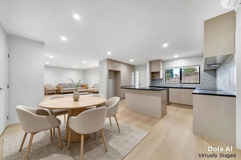 Photo of property in 1/14 Santa Monica Place, Goodwood Heights, Auckland, 2105
