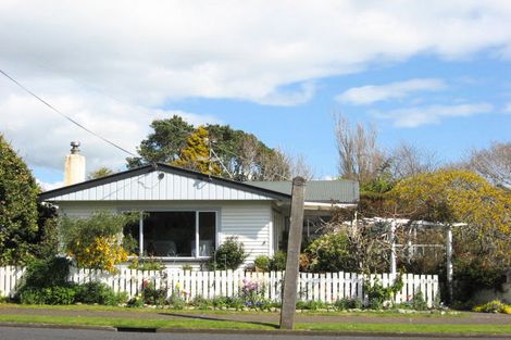 Photo of property in 34a Waiwaka Terrace, Strandon, New Plymouth, 4312
