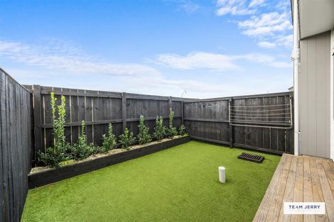 Photo of property in 63 Whare Kauri Road, Papakura, 2110