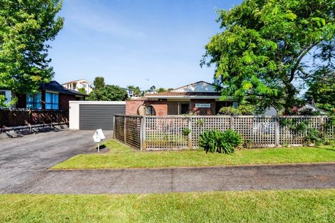 Photo of property in 87 Heta Road, Highlands Park, New Plymouth, 4312