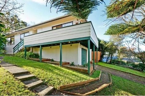 Photo of property in 11 Topliss Drive, Northcross, Auckland, 0632