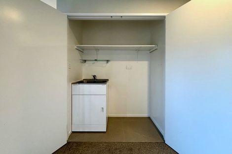 Photo of property in 12 Honour Road, Papakura, 2110