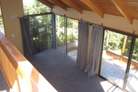 Photo of property in 32 Stanton Crescent, Karoro, Greymouth, 7805