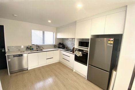 Photo of property in 133b Lancaster Road, Beach Haven, Auckland, 0626