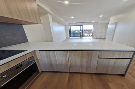 Photo of property in 41 Parkwood Avenue, Westgate, Auckland, 0614