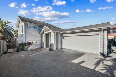 Photo of property in 35d Oceanbeach Road, Mount Maunganui, 3116