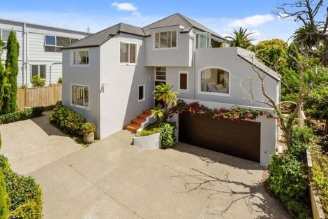 Photo of property in 1/2 Milton Road, Northcote Point, Auckland, 0627