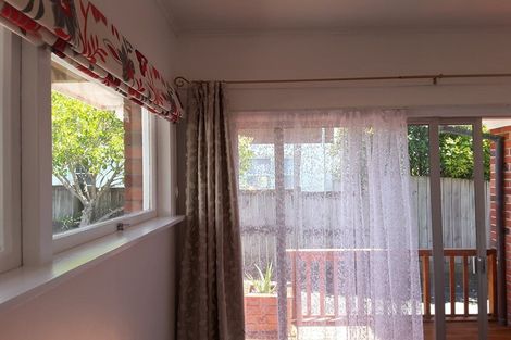 Photo of property in 1/16 Taharoto Road, Takapuna, Auckland, 0622