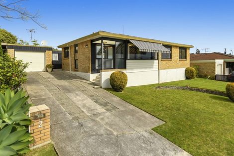 Photo of property in 2 Clivedene Street, Matua, Tauranga, 3110