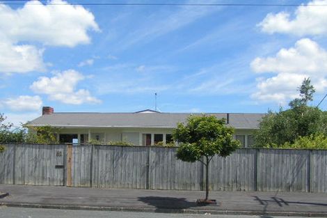 Photo of property in 62 Queen Street, Northcote Point, Auckland, 0627