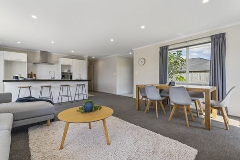 Photo of property in 172 Waikite Road, Welcome Bay, Tauranga, 3175
