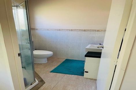 Photo of property in 31 Tiri Tiri Road, Birkdale, Auckland, 0626