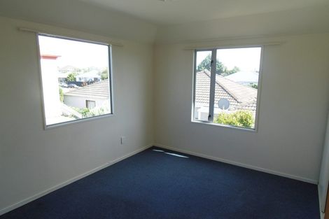 Photo of property in 2/72 Wainui Street, Riccarton, Christchurch, 8041