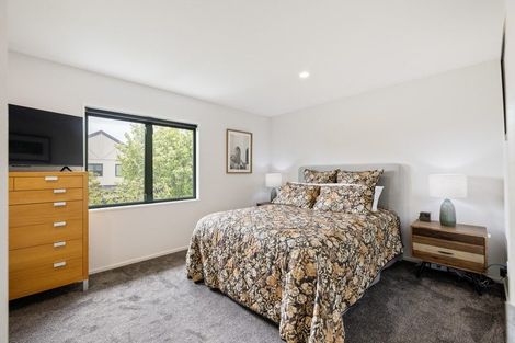 Photo of property in 2/36 Champion Street, Edgeware, Christchurch, 8013