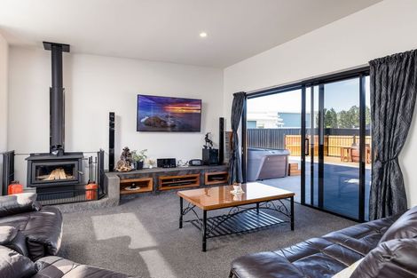 Photo of property in 8 Eric Batchelor Place, Waimate, 7924
