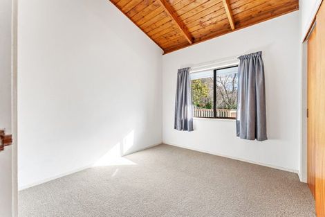 Photo of property in 16 Dobell Road, Stanmore Bay, Whangaparaoa, 0932