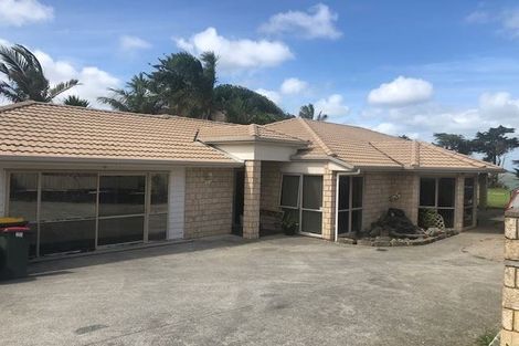 Photo of property in 27 Nicholas Gibbons Drive, Clendon Park, Auckland, 2103